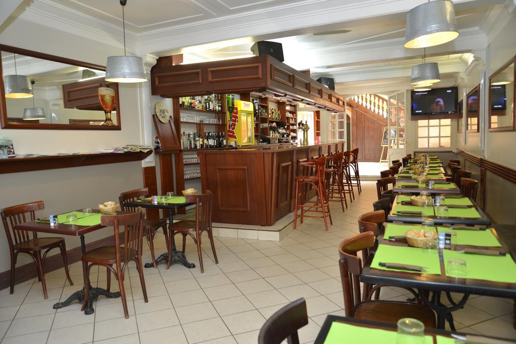 Hotel Des Arceaux Saint-Sever (Landes) Exterior foto